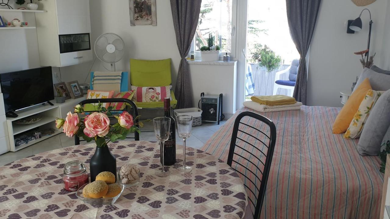 Apartment Oleander Malinska Eksteriør billede